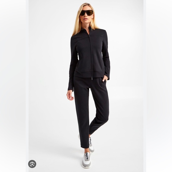 MaxMara Leisure Label-cut Black Outwear With Zipper Size: Medium US4/6 Spring - Picture 3 of 16